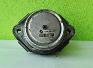 PODUSZKA SILNIKA BMW X5 E53 3.0 6758444