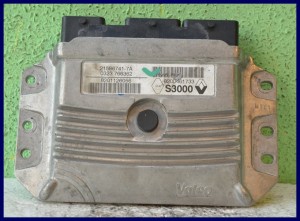 KOMPUTER ECU RENAULT CLIO III 8200461733 21586741