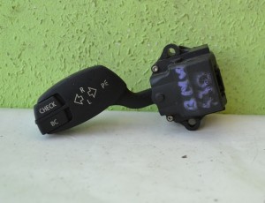 PRZEŁĄCZNIK KIERUNKOWSKAZÓW BMW E60 6924103