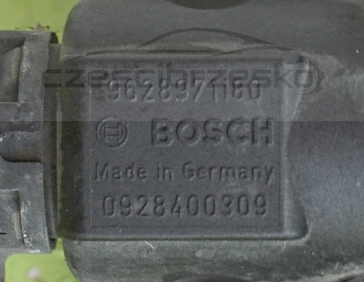 5065485830_1