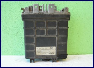 KOMPUTER VW PASSAT B4 2.0 037906022GD 5WP4130