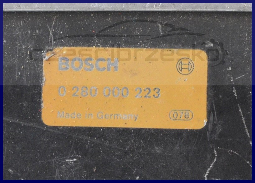 6832932713_1