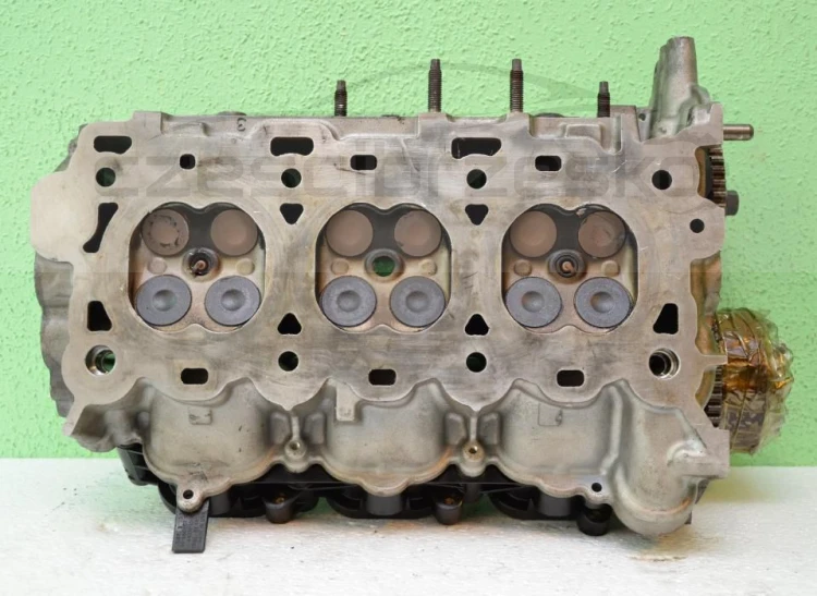 368676895_6_1000x700_glowica-silnika-prawa-jaguar-x-type-25-v6-rf1r8e-6090-ad-.jpg