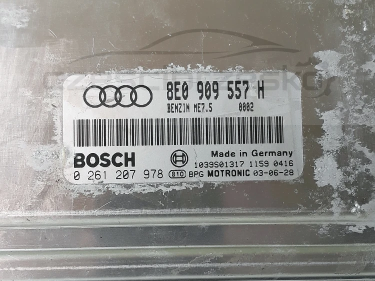 12590cz2.jpg