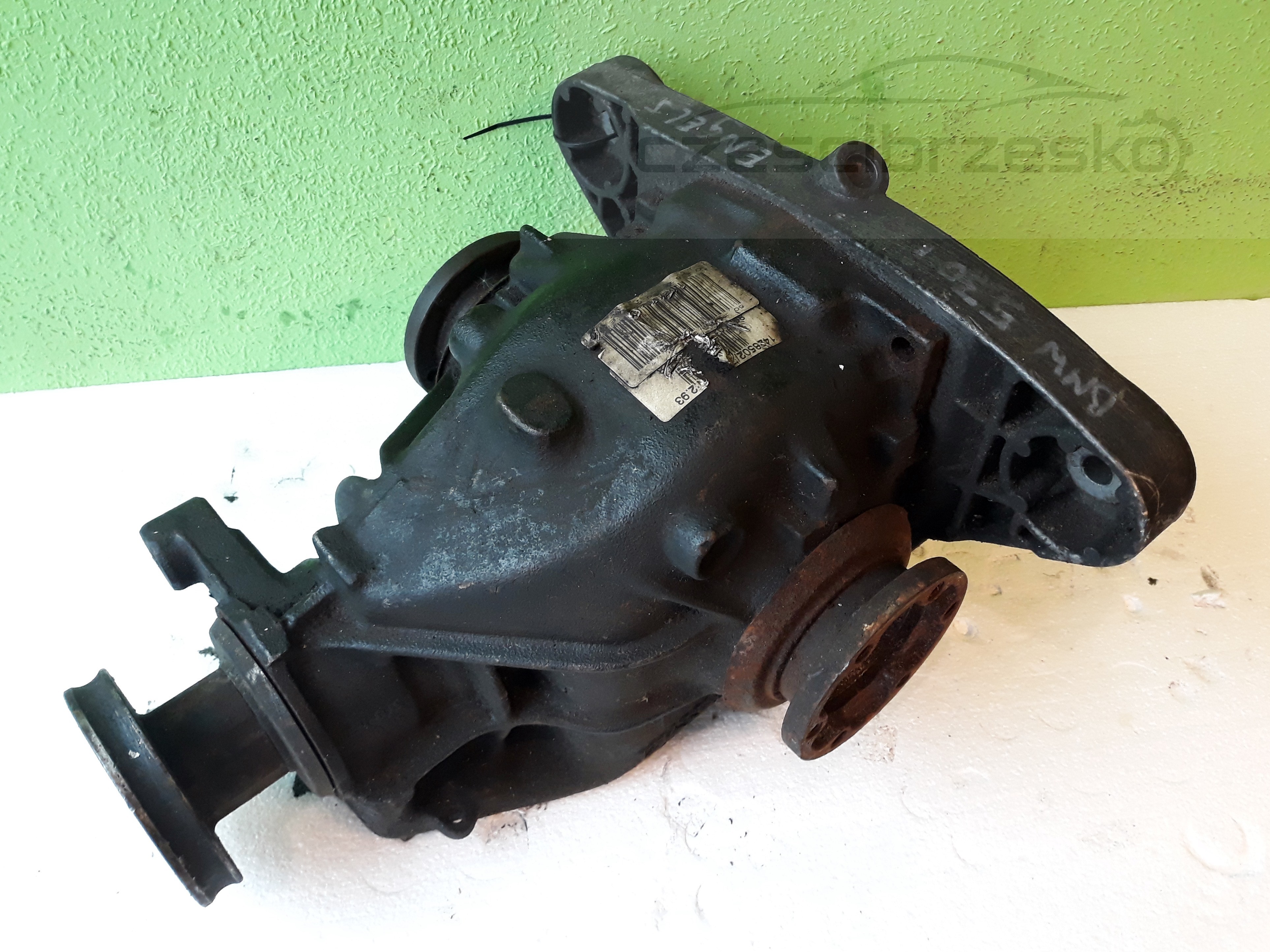 12605cz1.jpg