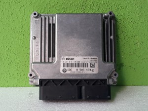 KOMPUTER STEROWNIK SILNIKA BMW 2,0D  0281016106  8506434  DDE8506434