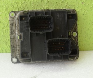 Komputer Sterownik Silnika ALFA ROMEO 156   BOSCH 0 261 204 731  BOSCH 0261204731