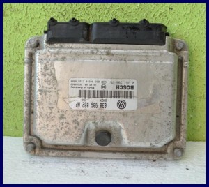 KOMPUTER VW POLO 1.4 MPI 030906032AP 0261206751
