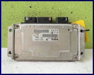 KOMPUTER STEROWNIK SILNIKA PEUGEOT 206 1.6 16V  BOSCH 0261207477