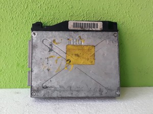 STEROWNIK KOMPUTER SILNIKA BMW 520 E34       5WK9001       1748006.9       1 748 006.9