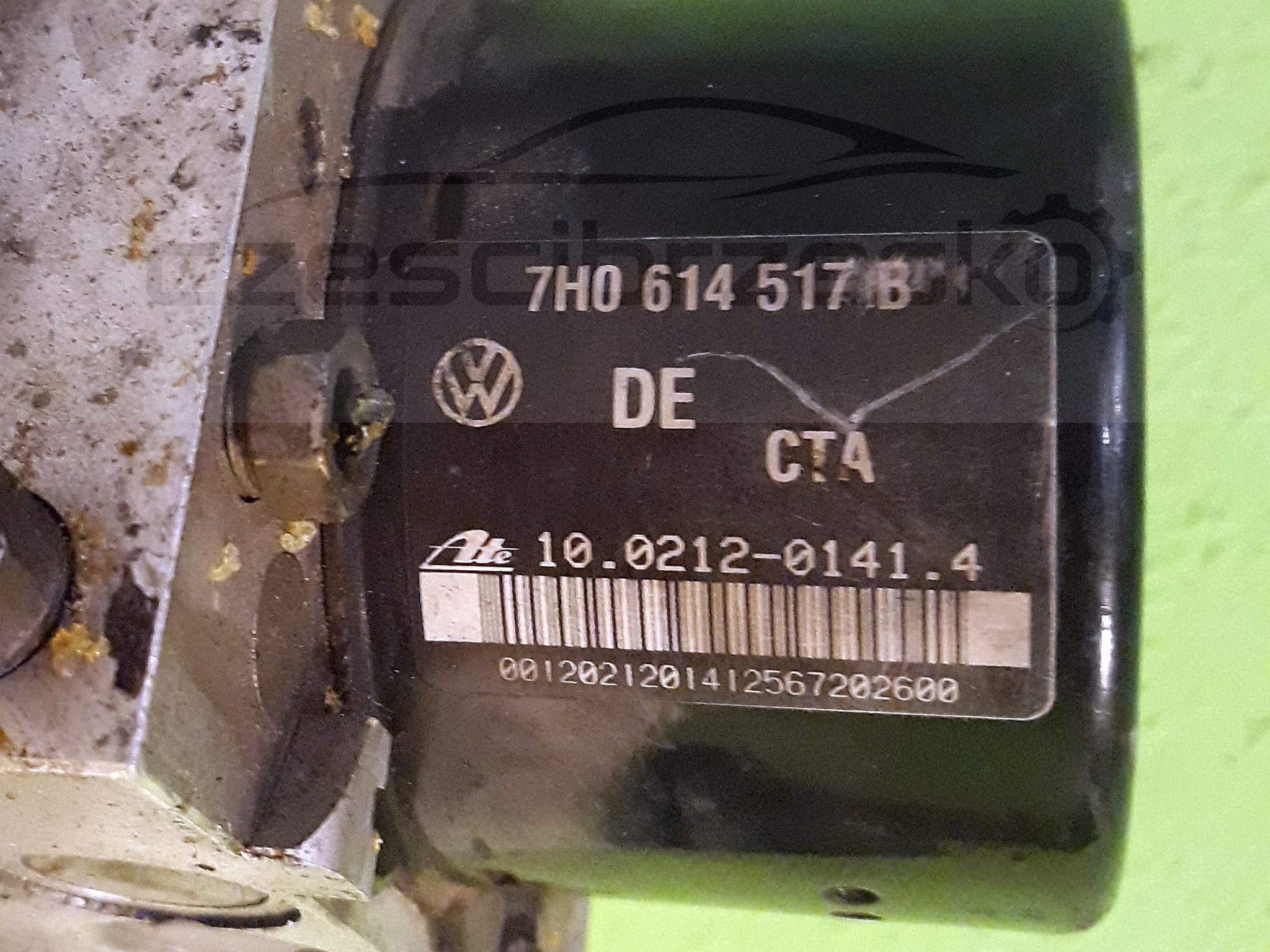 12853cz2.jpg