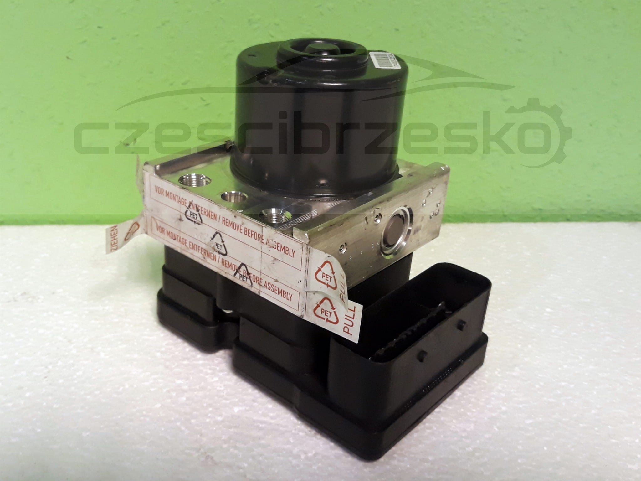 12909cz1.jpg