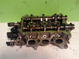 GŁOWICA SILNIKA TOYOTA IQ AYGO CITROEN C1 PEUGEOT 107 DAIHATSU SIRION 1.0 z EGR