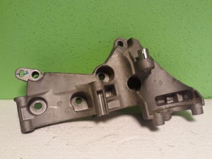PODSTAWA ,ŁAPA ALTERNATORA , POMPY WSPOMAGANIA DACIA SANDERO , LOGAN 1.5 DCI 8200473400 1km
