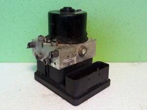 MODUŁ STEROWNIK ABS DSTC VOLVO V40 2004r        10.0960-0418.3       30672508A       30672508       04W205       4N51-2C405-BE       10.0206-0123.4       PRZEBIEG 80 tys km