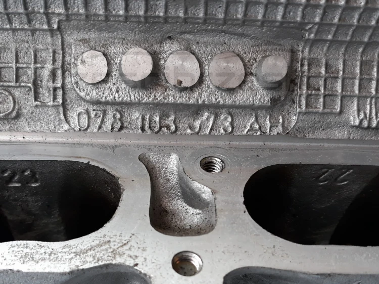 12620cz6.jpg