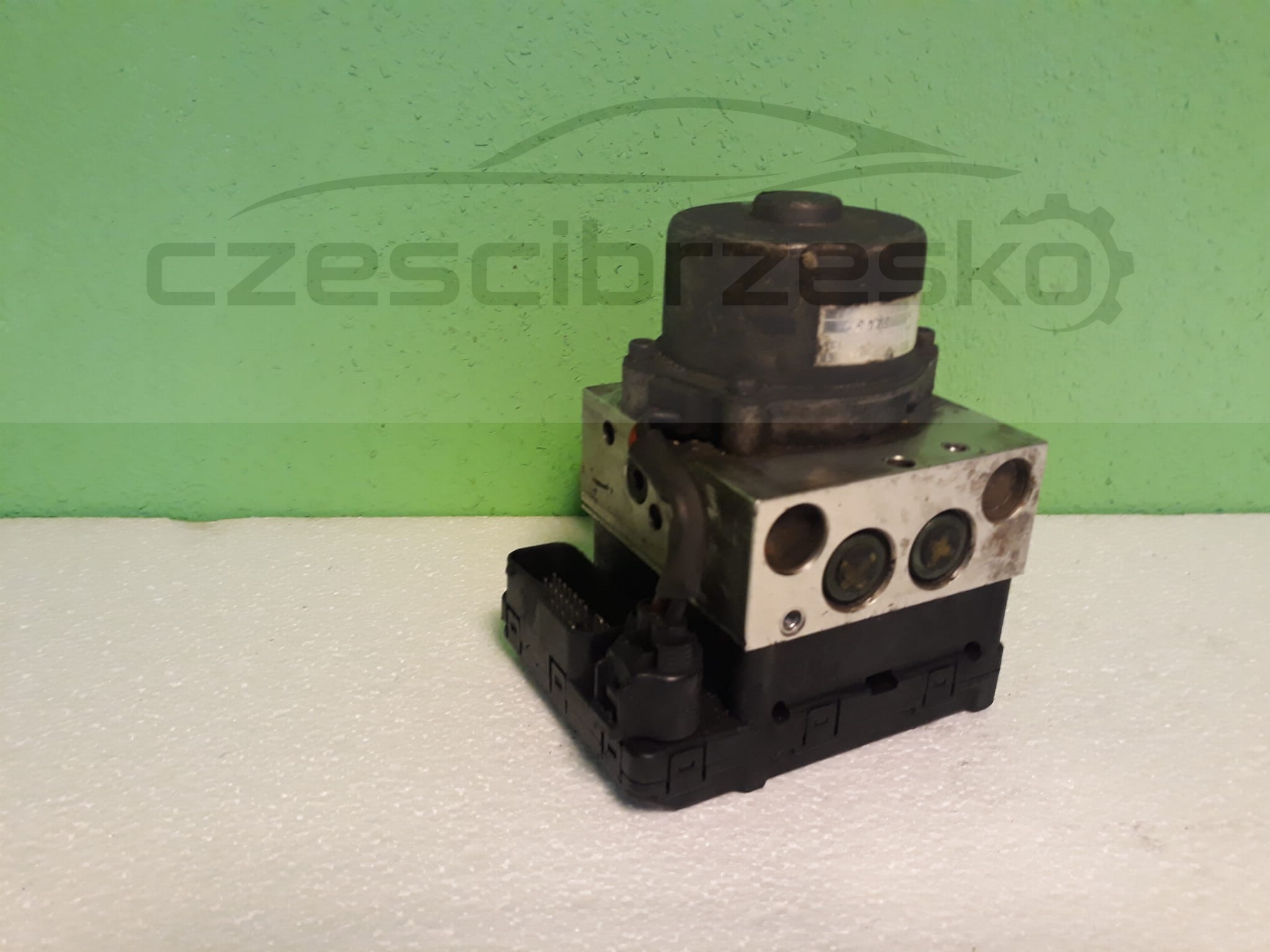 13504cz1.jpg