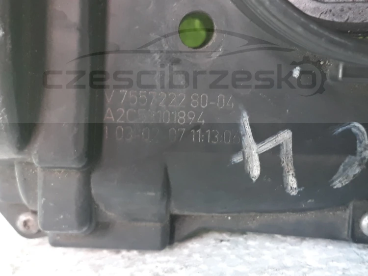 13589cz3.jpg