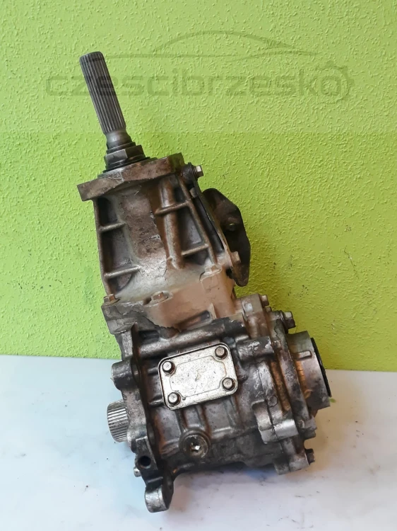 13609cz4.jpg