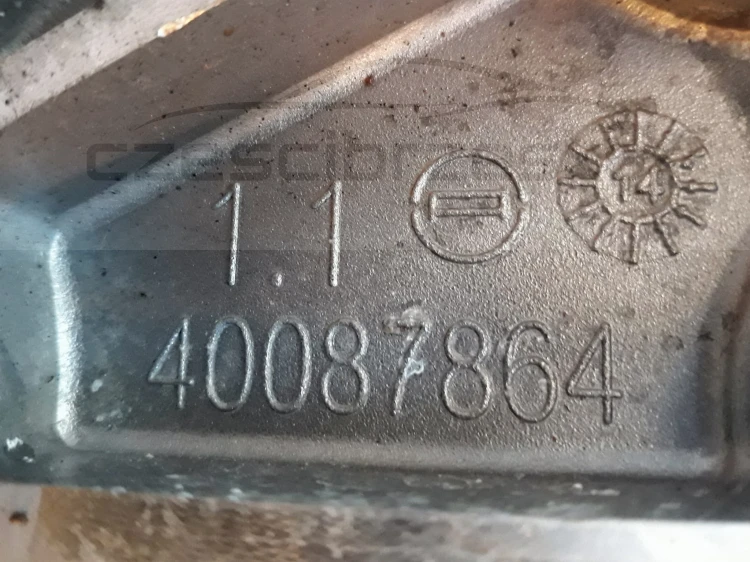13610cz6.jpg