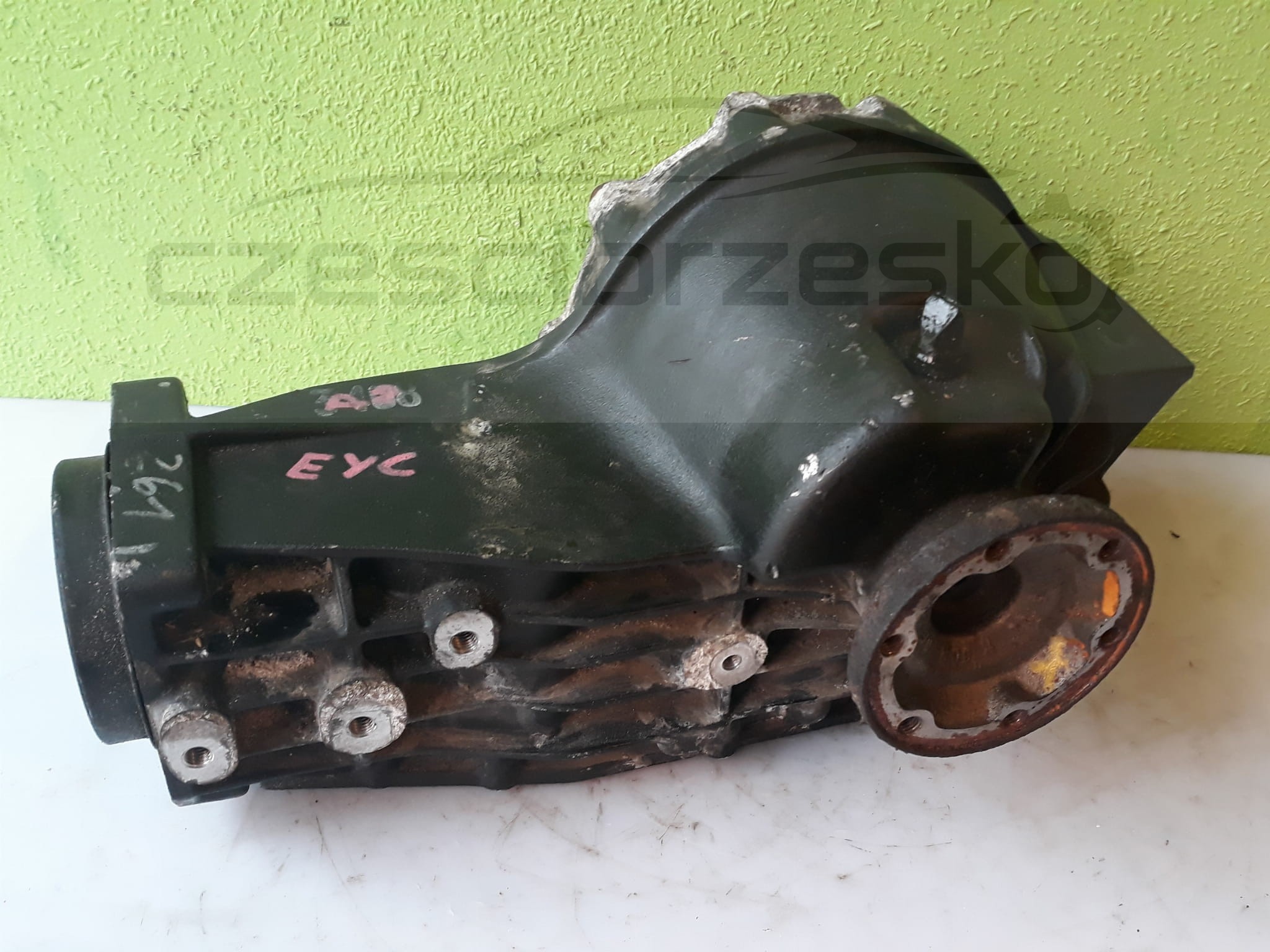 13628cz1.jpg