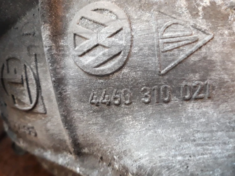 13670cz3.jpg