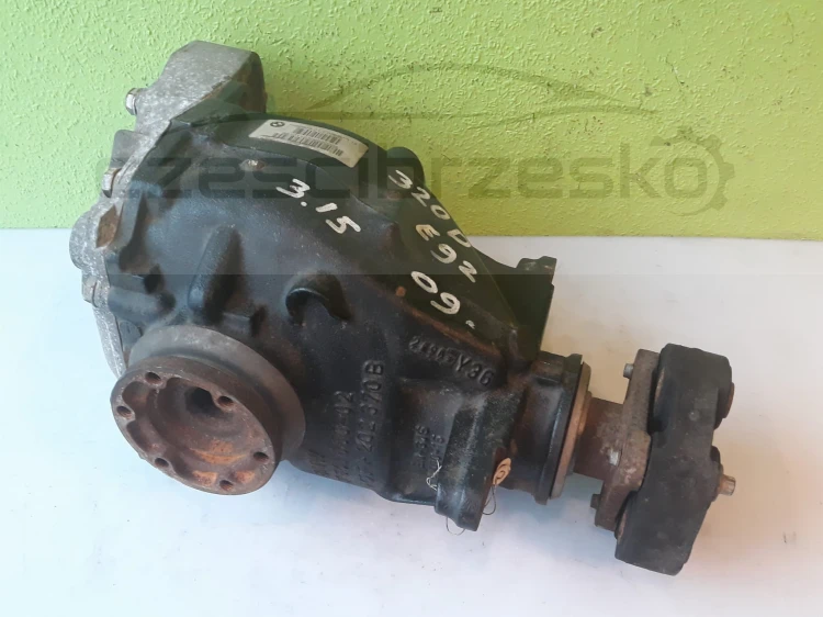 13703cz2.jpg