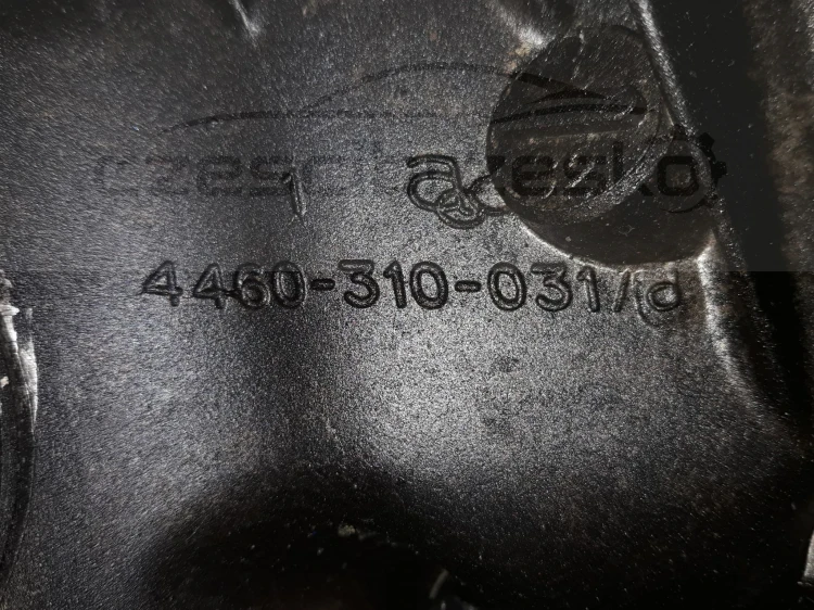 13733cz5.jpg