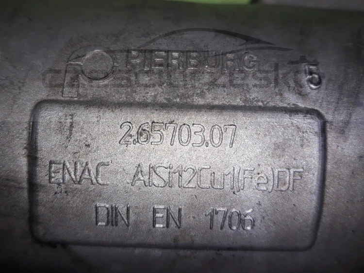 13735cz3.jpg