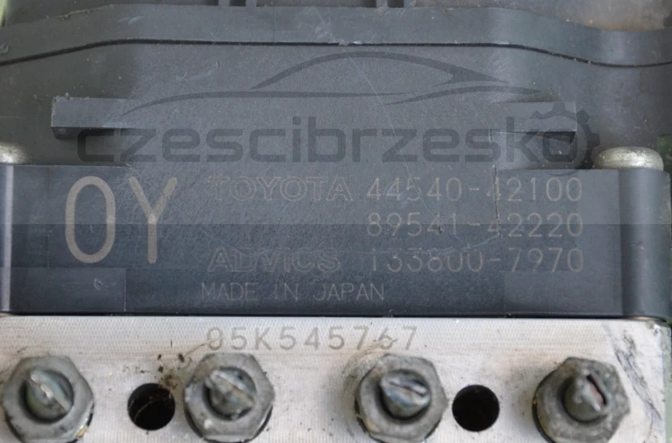 12030cz4.jpg
