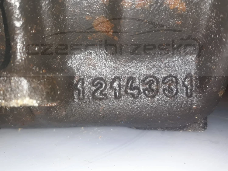 13741cz4.jpg