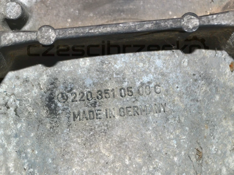 13774cz3.JPG