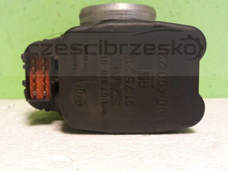 13780cz4.jpg