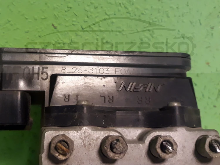 13787cz4.jpg