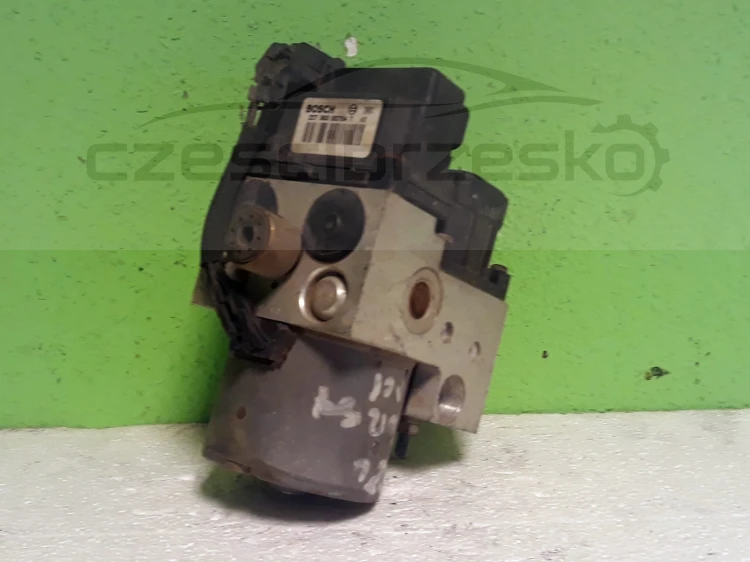 13790cz1.jpg