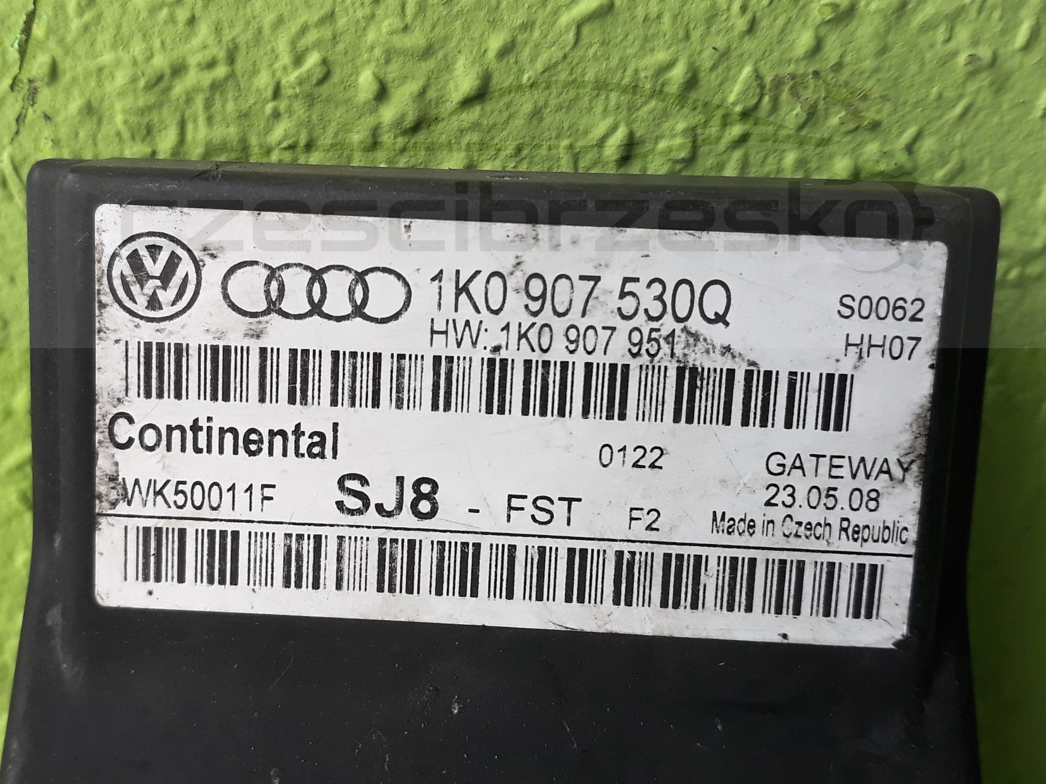 13840cz2.jpg