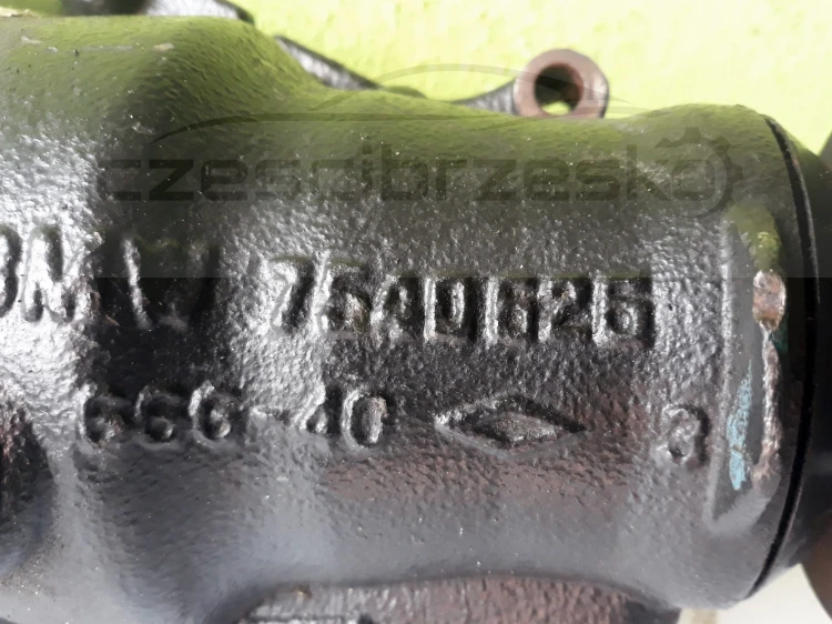 13846cz4.jpg