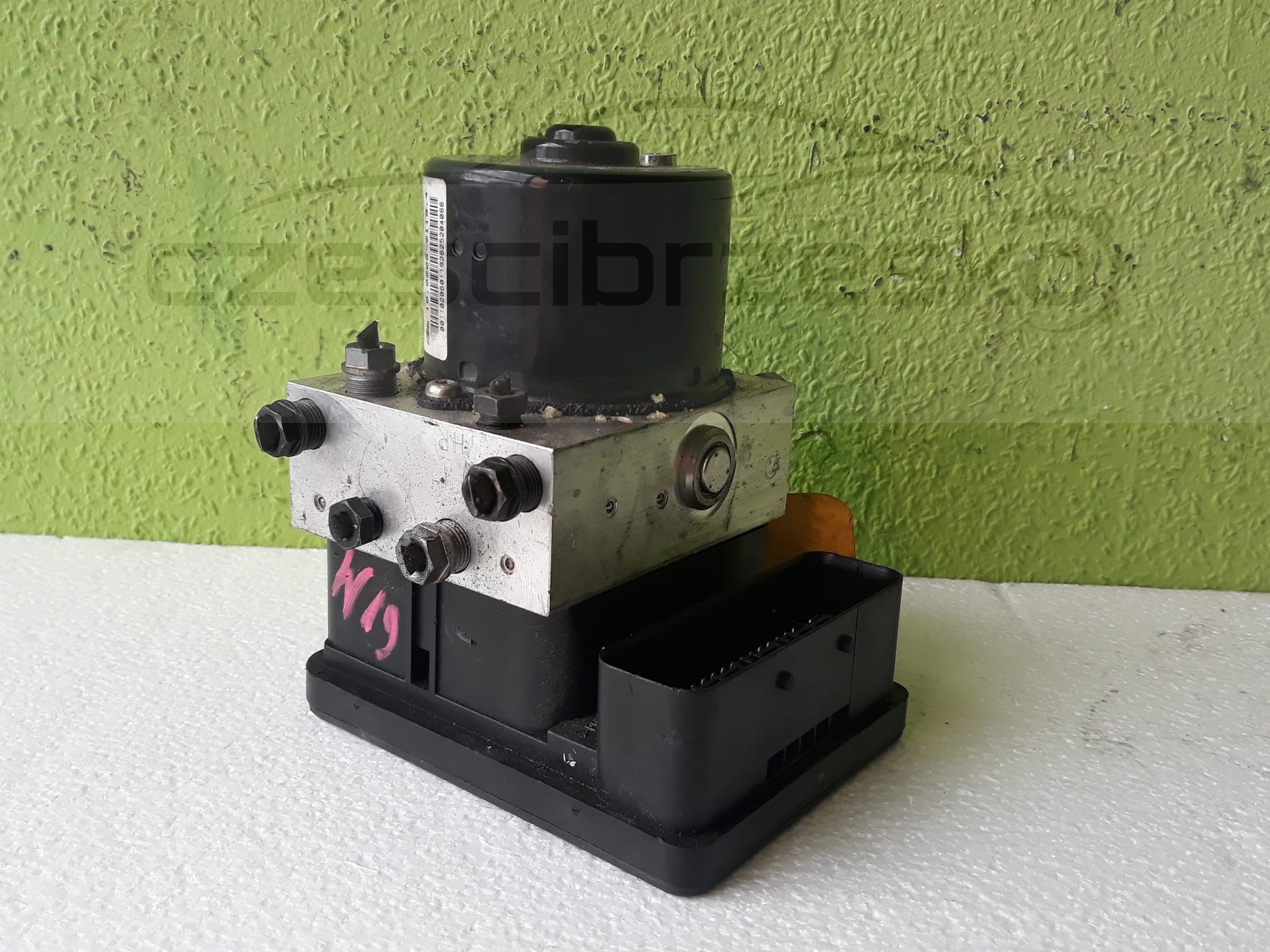 8598cz1.jpg
