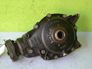 Dyferencjał Dyfer Przód BMW X5 E53 4.4i       07508521       1428644.0       1428644       1428641.0       1428641       PRZEŁOŻENIE: 3.64       KOD SILNIKA: M62B44