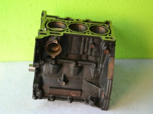 Silnik Bez Głowicy , Blok Tłoki Wał FORD FIESTA MK8 1.1 Ti-VCT   PBH1BG6015AA Kod Silnika : XPJC