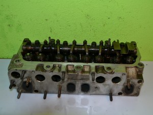 Głowica Silnika VW LUPO 1.0 AHT       047103373J