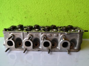 Głowica Silnika OPEL CORSA 1.2 8V       Numer głowicy : R90090541