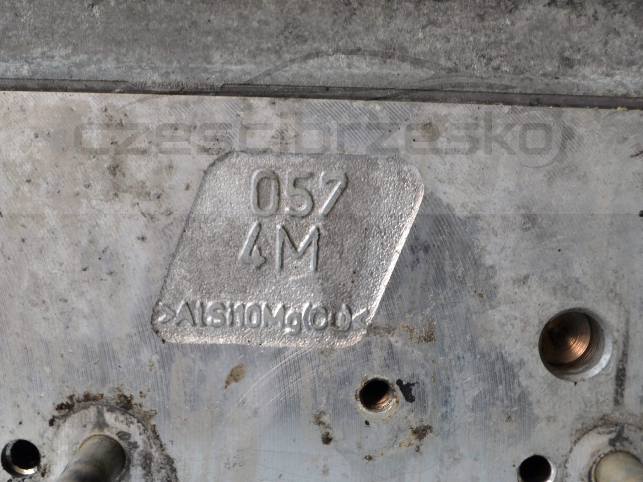 14682cz2.JPG