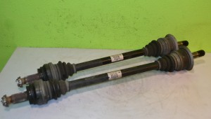 Półoś Lewa , Prawa BMW 5 F10  7581027 AI03  7581027  7581028 AI03  7581028