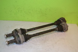 Półoś prawa lewa BMW X1 E84       7591596AI01       7591596   