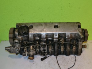 Głowica AUDI A6 C4 2.5TDI       046103373B