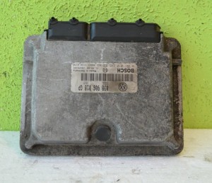 KOMPUTER STEROWNIK SILNIKA VW GOLF IV 1.9 TDI  038 906 018 GP  038906018GP  0 281 010 246  0281010246