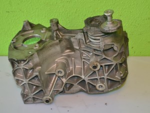 Łapa, Podstawa Pompy Wtryskowej Opel Antara , Chevrolet Captiva 2.0d       96440531