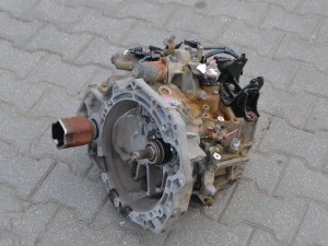 Skrzynia Biegów Półautomatyczna Toyota Yaris II 1.4 D4D 2010r       C301G209