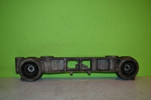 Łapa Wspornik Dyferencjału Mercedes Vito 447       A4473530500